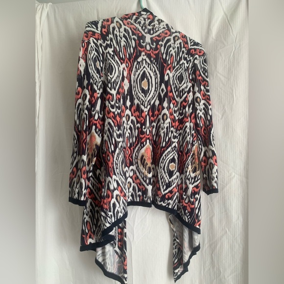 Shawl by New York & Company - Picture 2 of 2